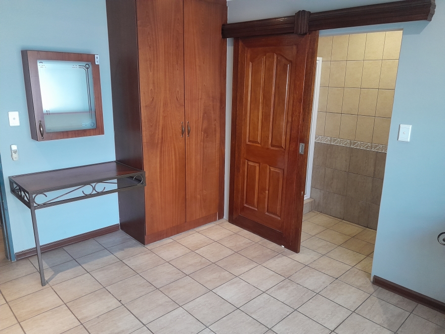 11 Bedroom Property for Sale in Bodorp North West